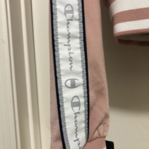 NWT Champion cropped jacket - Picture 7 of 10